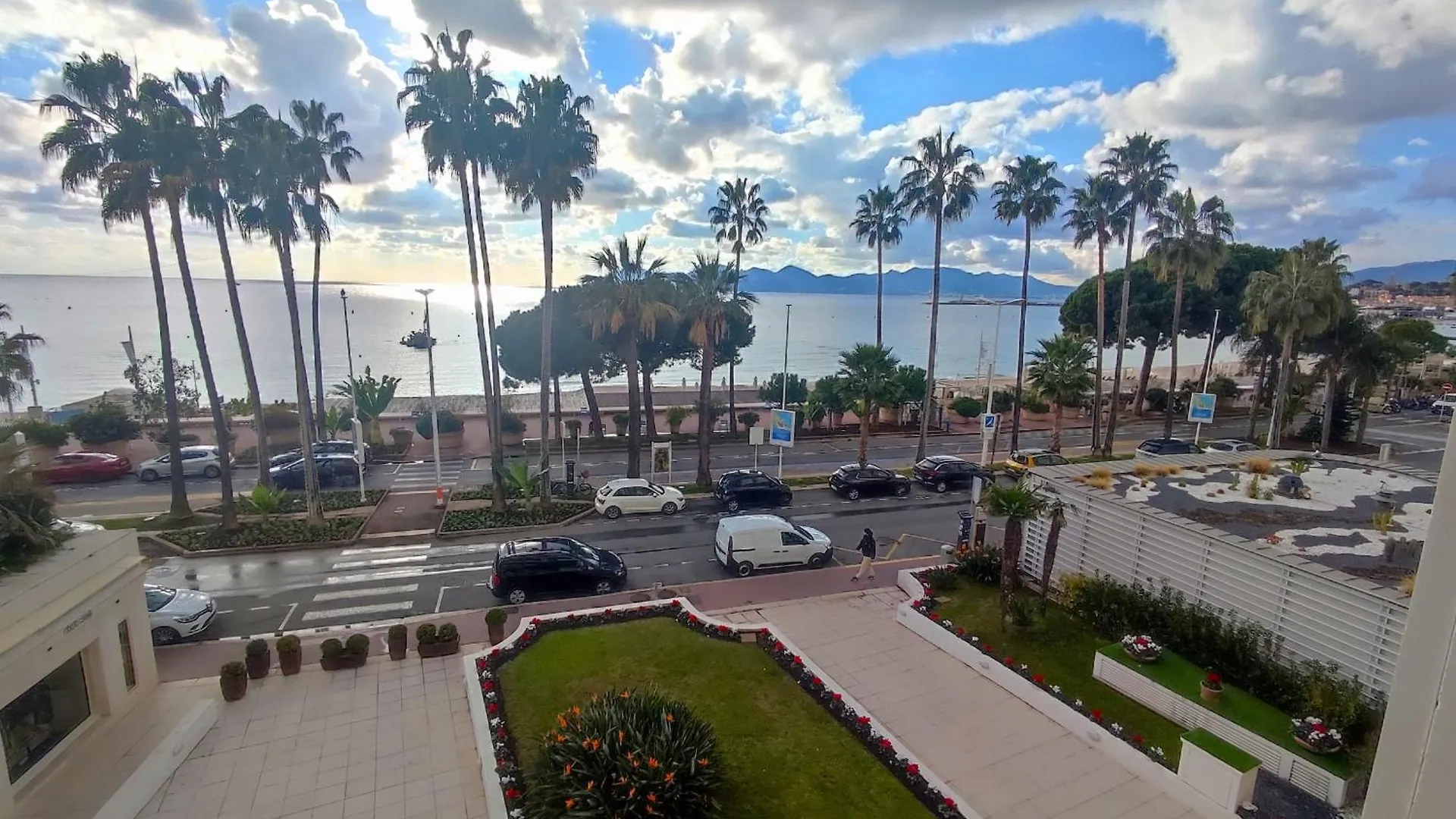 Apartment Superbe Apartement Vue Panoramique Sur La Mer Cannes France
