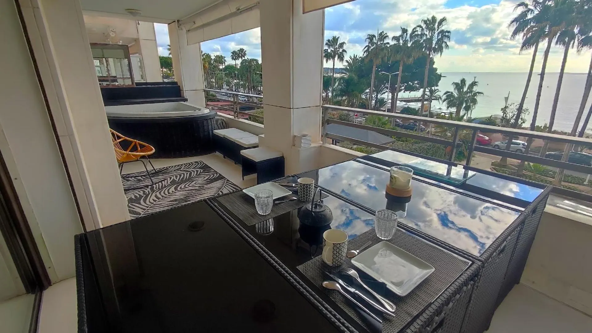 Superbe Apartement Vue Panoramique Sur La Mer Cannes